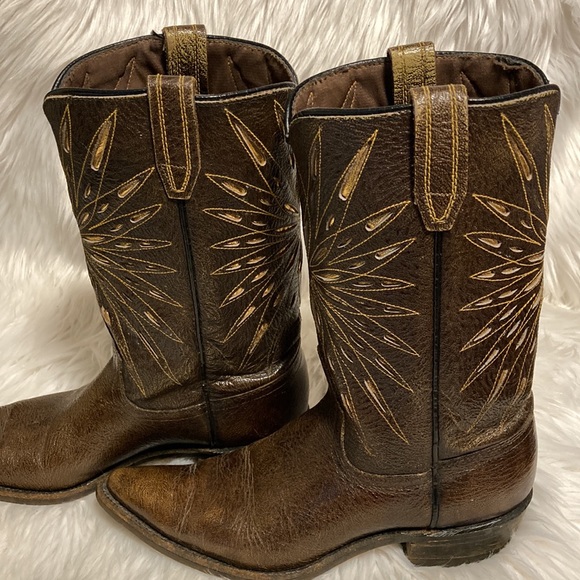 SOLD ❌Vintage ACME - Cowboy Boots Brown Leather w Gold Design Narrow Cowgirl - Picture 8 of 13